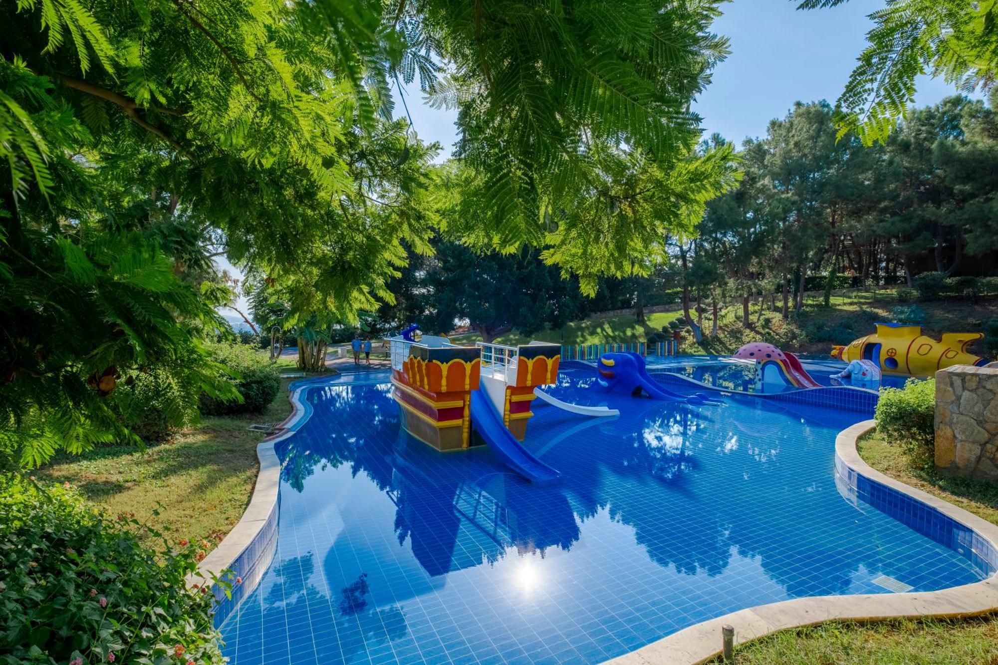 אלאניה A Good Life Utopia Family Resort מראה חיצוני תמונה